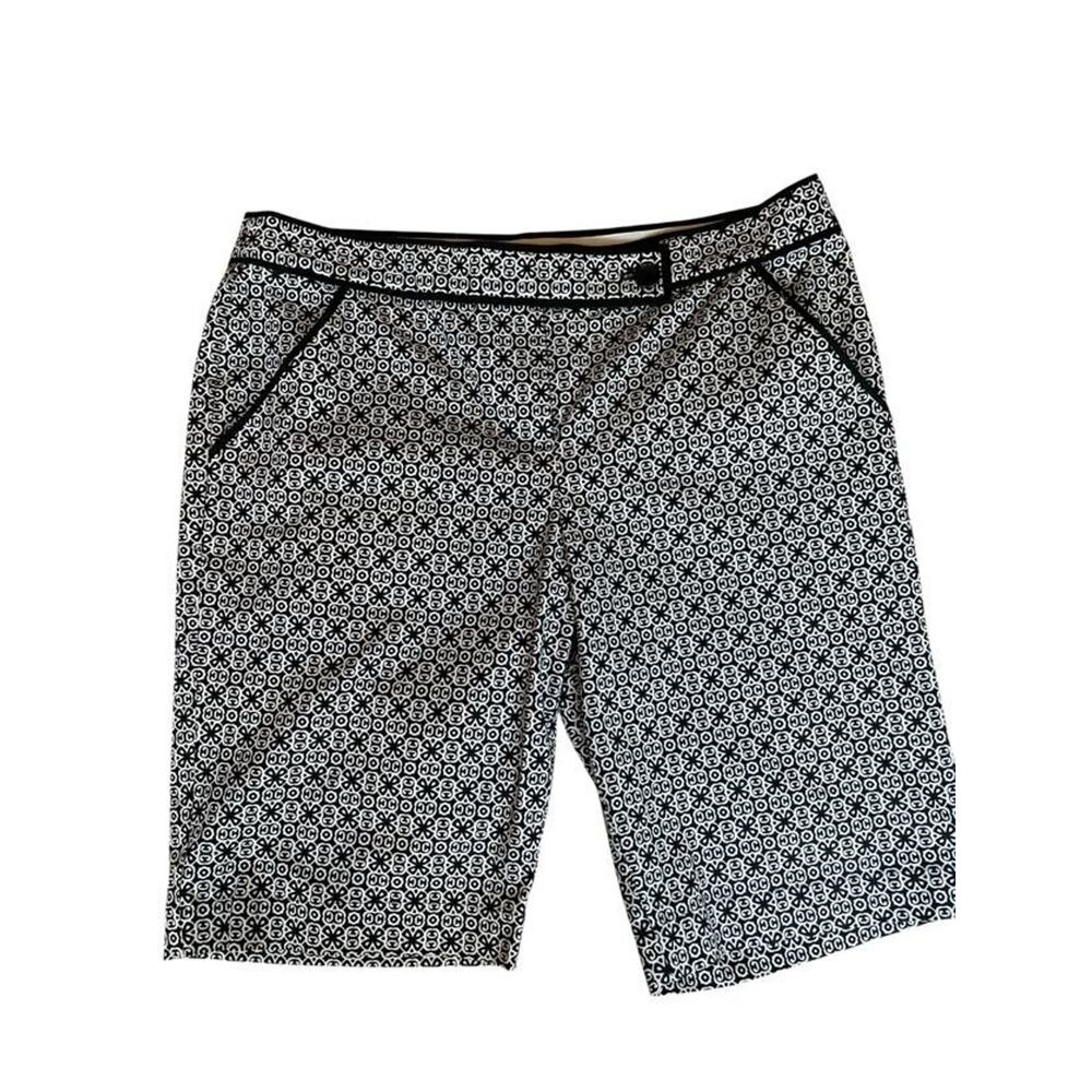 Tommy Bahama Women's Bermuda Shorts Pockets Beach Paisley Black & White Size 10